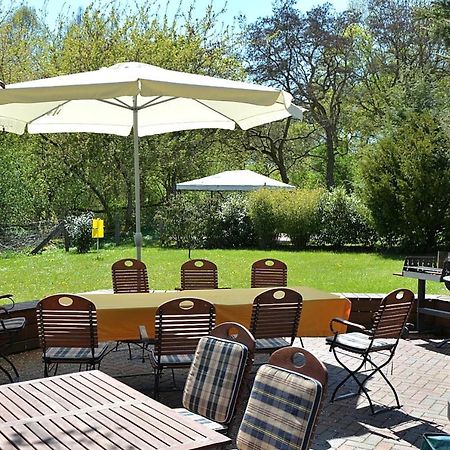 Gutshaus Zietlitz Hotel Dobbin-Linstow Екстериор снимка