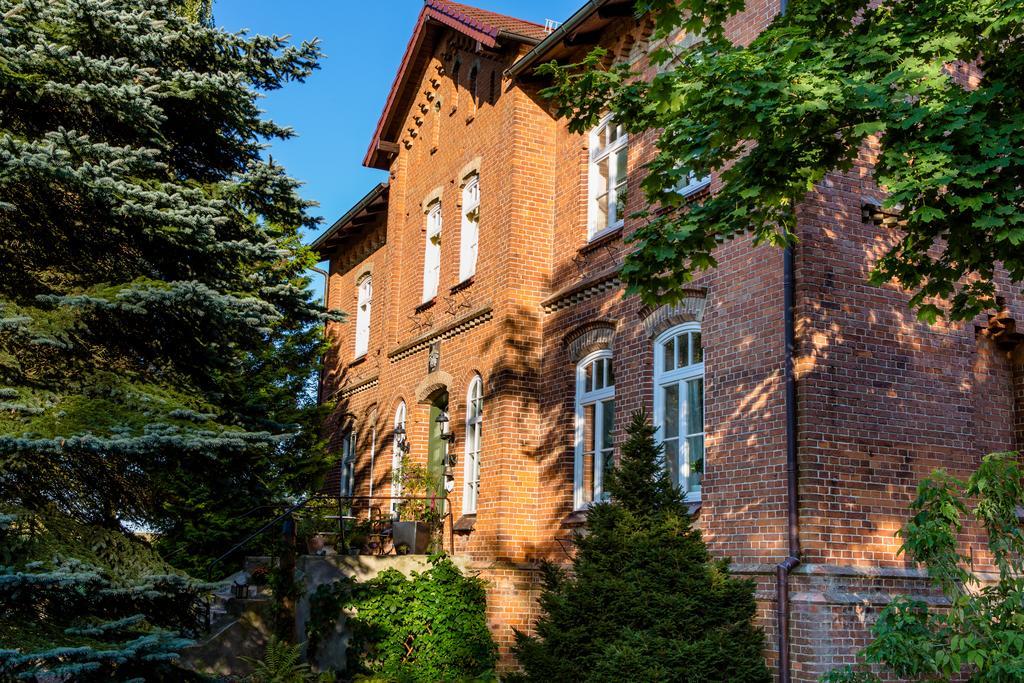 Gutshaus Zietlitz Hotel Dobbin-Linstow Екстериор снимка
