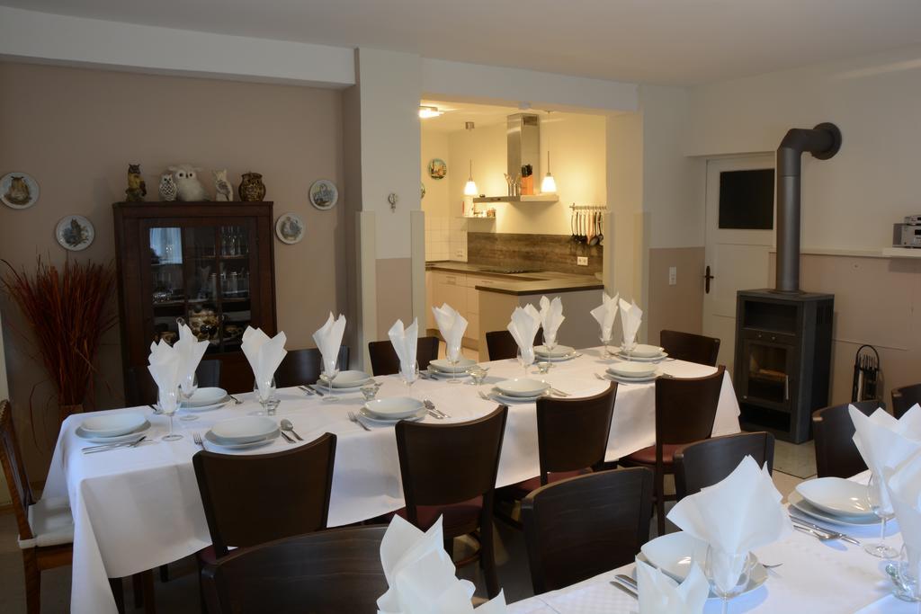 Gutshaus Zietlitz Hotel Dobbin-Linstow Екстериор снимка