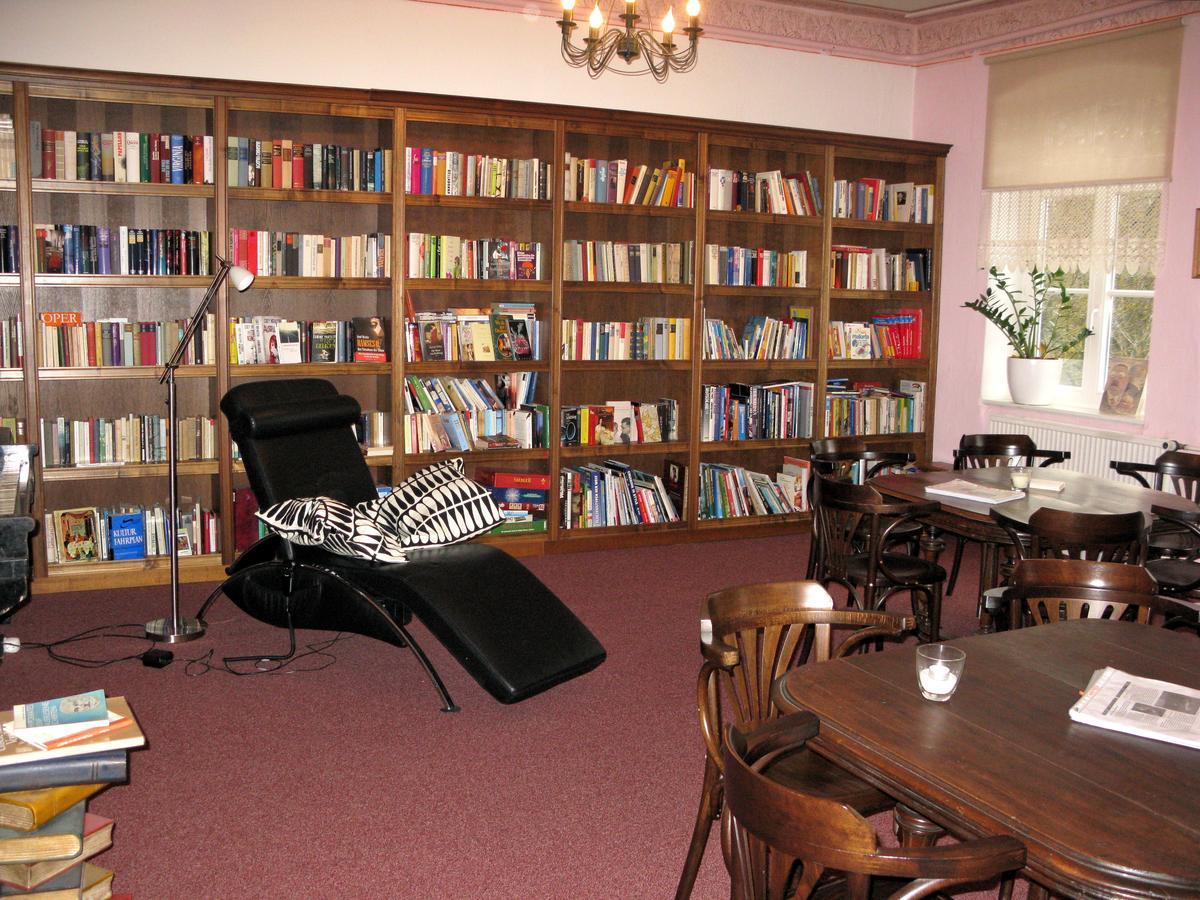 Gutshaus Zietlitz Hotel Dobbin-Linstow Екстериор снимка